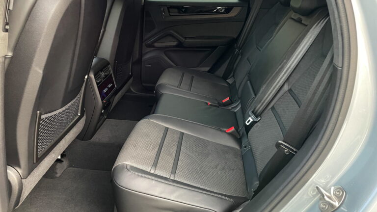 Porsche-Cayenne-GTS-Coupe_12